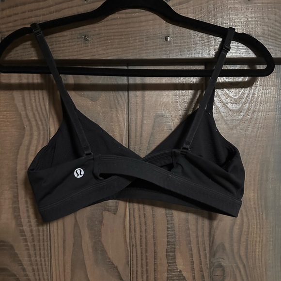 Lululemon It’s Getting Hot In Here Bra - Picture 2 of 3